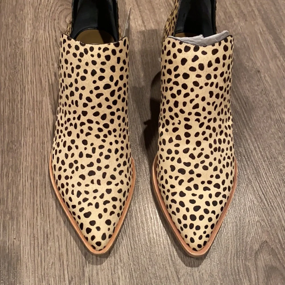 Dolce Vita Sonni Booties Cow Hide Animal Print Leopard Fall Shoes Chic Stylish - Picture 4 of 10